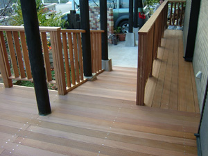 ウッドデッキをつくろう！高橋製材所