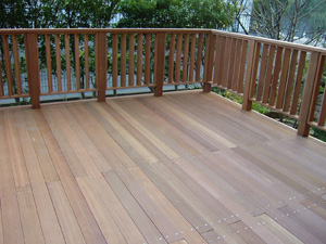 ウッドデッキをつくろう！高橋製材所